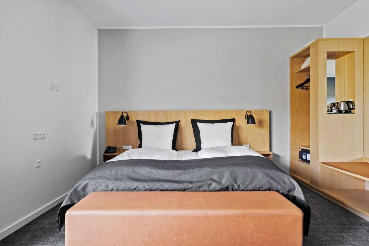 Premium King Room Sofa Bed,1345802093:JPEG
